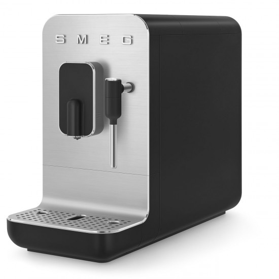 SMEG SUPERAUTOMATIC COFFEE MAKER WITH VAPORIZER 50´STYLE BLACK BCC02BLMEU SMEG SUPERAUTOMATIC COFFEE MAKER WITH VAPORIZER 50´STYLE BLACK BCC02BLMEU