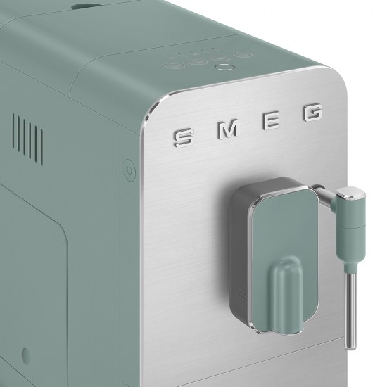 SMEG SUPERAUTOMATIC ESPRESSO MACHINE WITH MILK FROTHER 50'STYLE EMERALD GREEN BCC02EGMEU SMEG SUPERAUTOMATIC ESPRESSO MACHINE WITH MILK FROTHER 50'STYLE EMERALD GREEN BCC02EGMEU