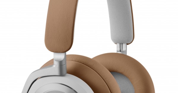 BANG---OLUFSEN-BEOPLAY-HX-TIMBER-1224002-en