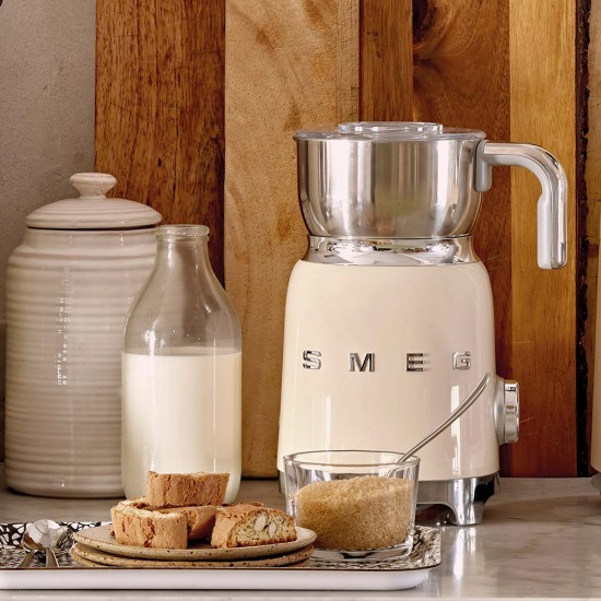 SMEG MILK FROTHER 50´STYLE CREAM MFF11CREU SMEG MILK FROTHER 50´STYLE CREAM MFF11CREU